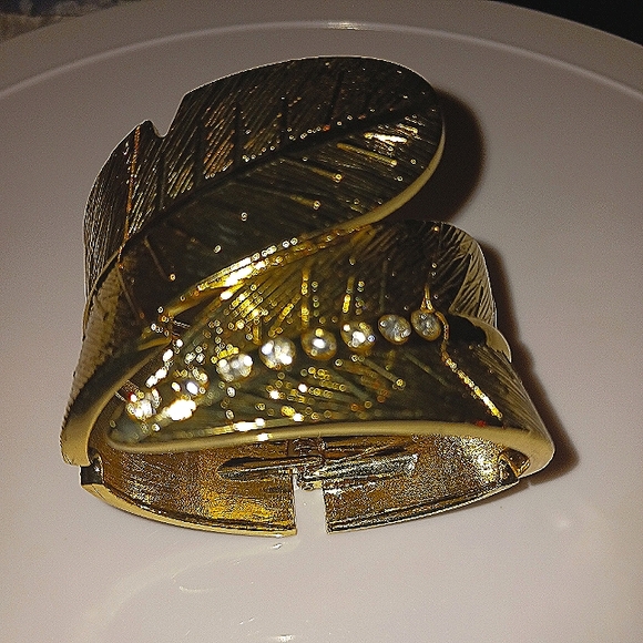 Golden Leaf Cuff Bangle - Picture 2 of 10
